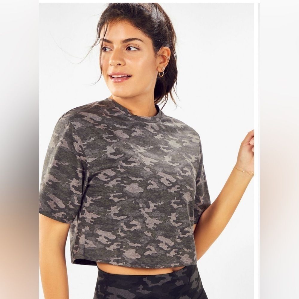 Fabletics Jade Short-Sleeve Boxy Tee Size XL